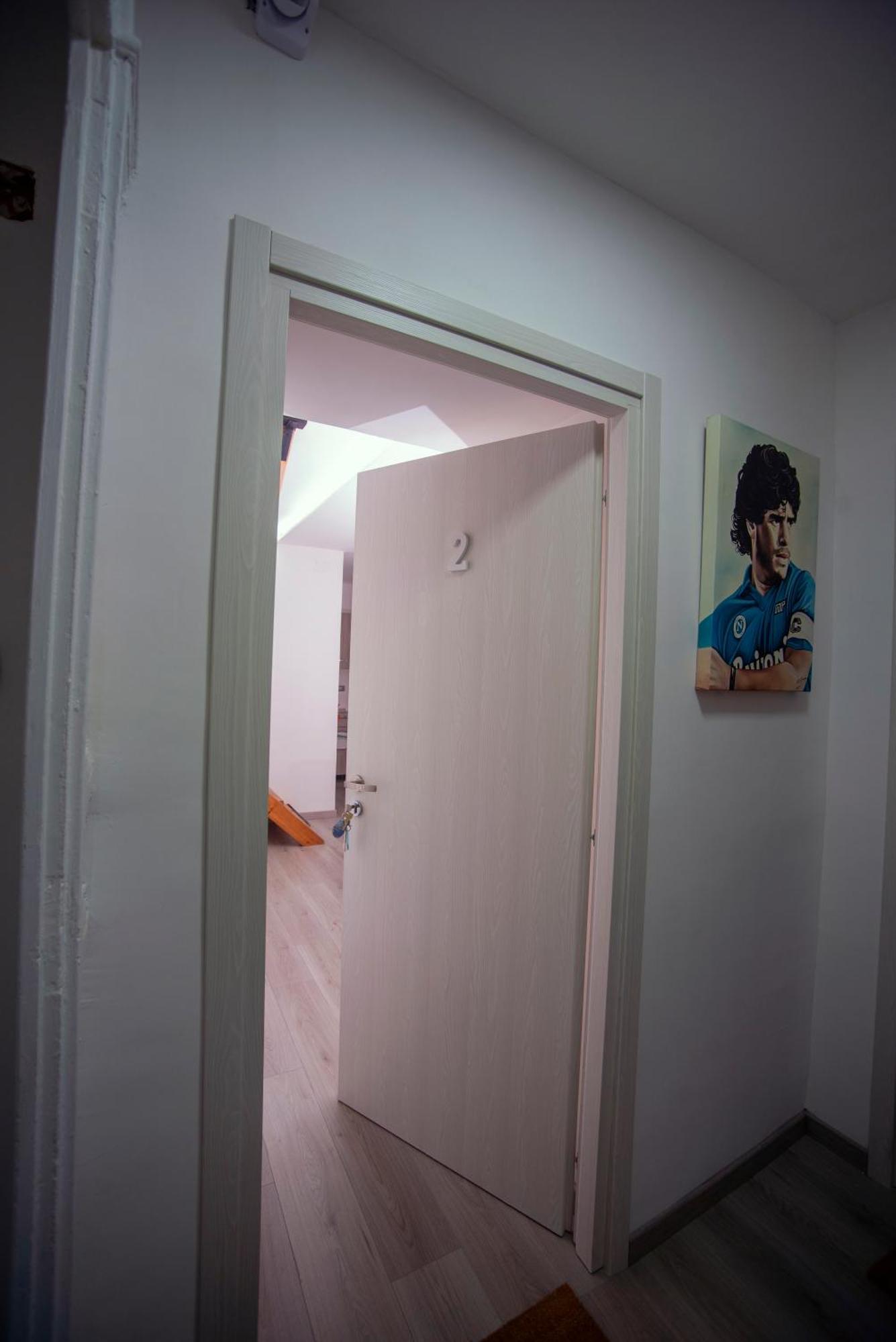 Na City Rooms Neapel Exteriör bild